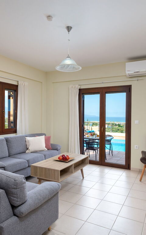 Villa Stratianna: Living Room