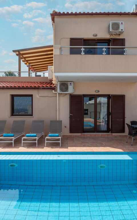 Villa Flora: Building Exterior, Outdoor, Pool