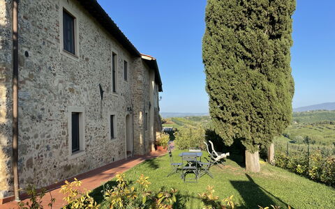 Accommodation Carro: Building Exterior, Garden, Outdoor, Scenic View