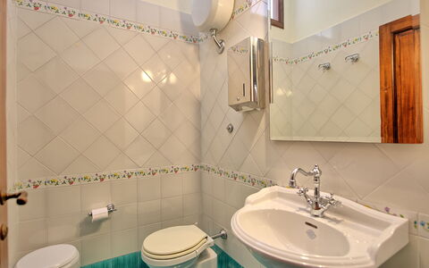 Accommodation Villa: Bathroom