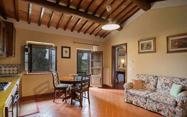 Accommodation Cipressi: Kitchen, Living Room