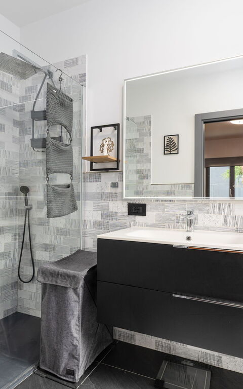 Villa Vincenzo: Bathroom