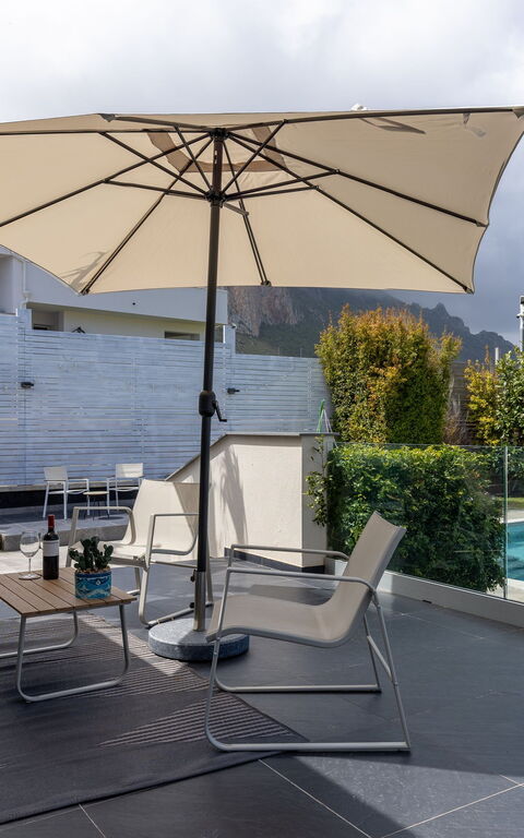 Villa Vincenzo: Building Exterior, Outdoor, Pool