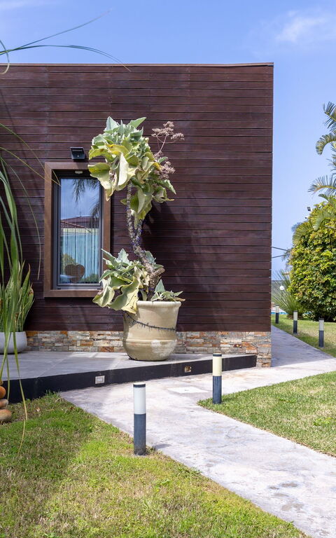 Villa Vincenzo: Building Exterior, Outdoor