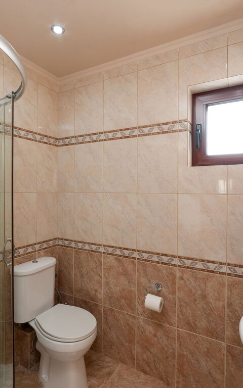 Villa Halepi: Bathroom