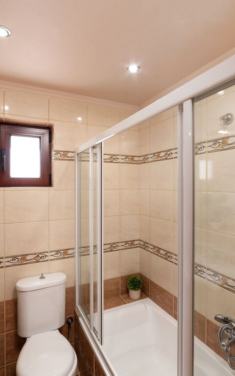 Villa Halepi: Bathroom