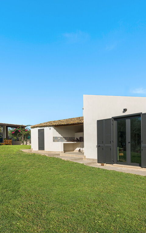 Casa Tancredi: Building Exterior, Garden