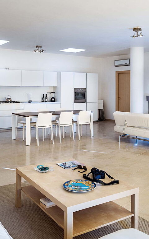 Villa Corte Dorata: Dining Room, Kitchen, Living Room