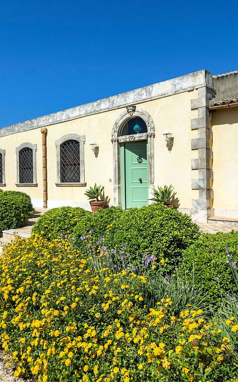 Don Salvatore: Building Exterior, Main Entrance