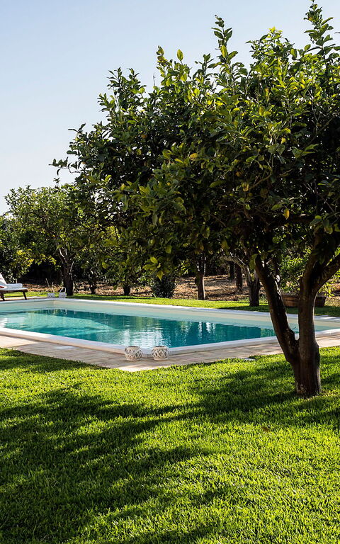 Don Salvatore: Building Exterior, Garden, Pool