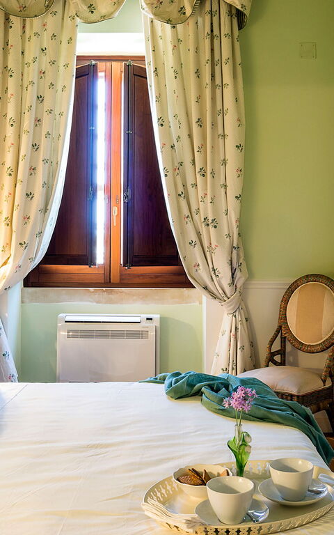 Don Salvatore: Bedroom