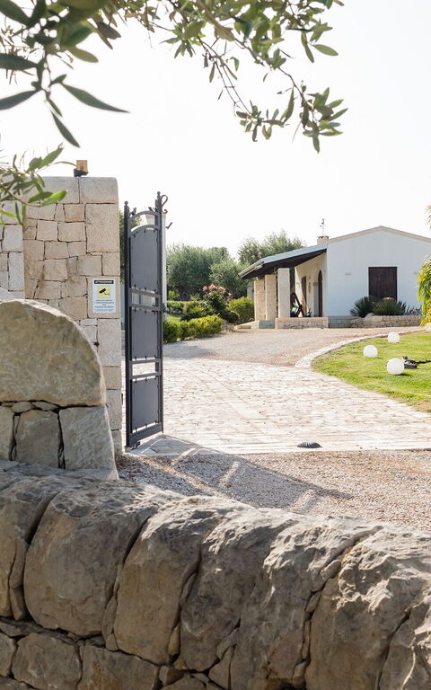 Corte Moscata: Main Entrance