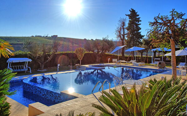 Villa Vittoria: Garden, Outdoor, Pool, Scenic View