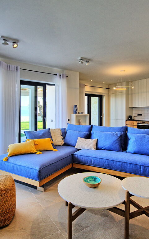 Villa Acropolitana: Kitchen, Living Room