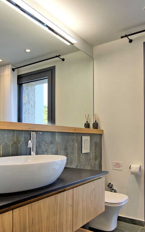 Villa Acropolitana: Bathroom