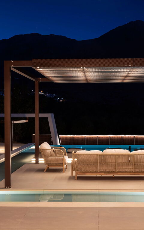 Villa El: Balcony / Terrace / Patio, Pool