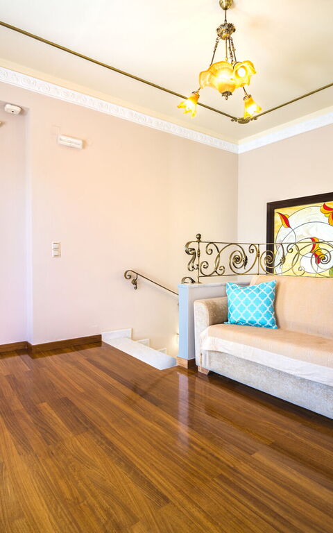 Iro Royal Villa: Room Detail