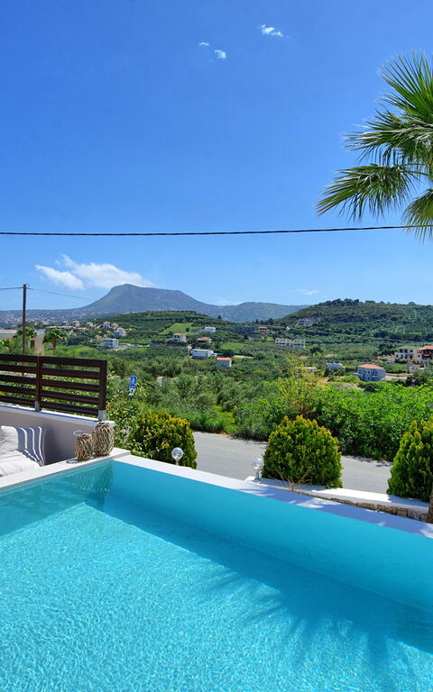 Villa Kostantina: Outdoor, Pool