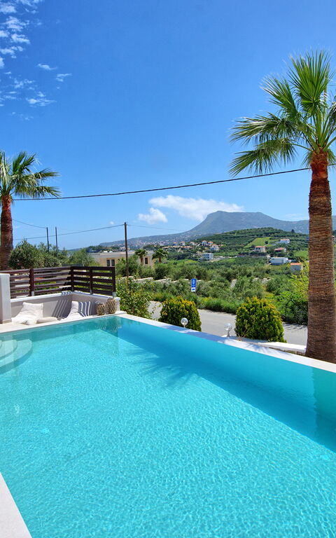 Villa Kostantina: Outdoor, Pool, Summer