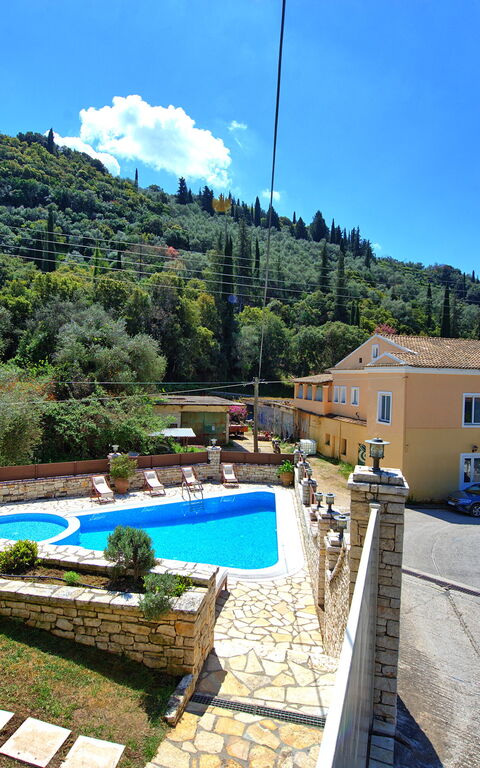 Villa Angie: Outdoor, Pool