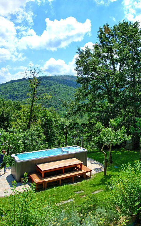 Villa Mulino: Building Exterior, Garden, Hot Tub, Outdoor, Pool