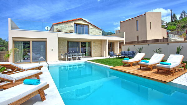 Villa Silentium Evilia: Building Exterior, Garden, Outdoor, Pool