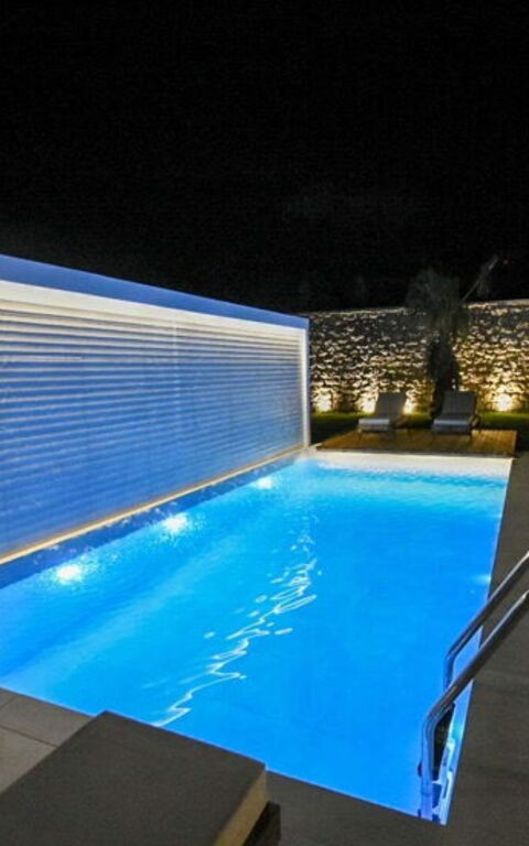 Villa Silentium Ionia: Building Exterior, Pool