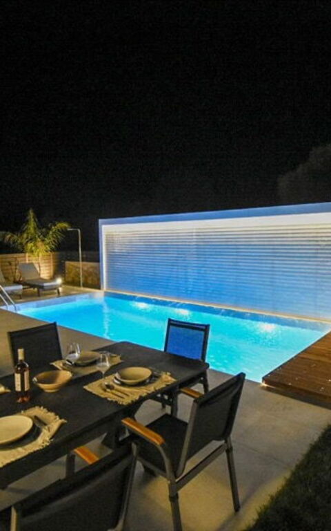 Villa Silentium Ionia: Building Exterior, Pool