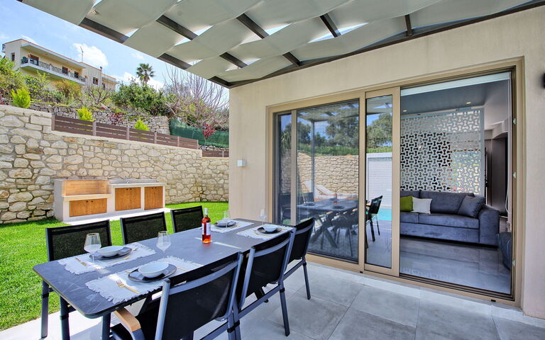 Villa Silentium Ionia: Balcony / Terrace / Patio, Outdoor