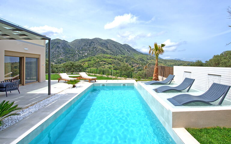 Villa Silentium Olia: Garden, Outdoor, Pool, Summer