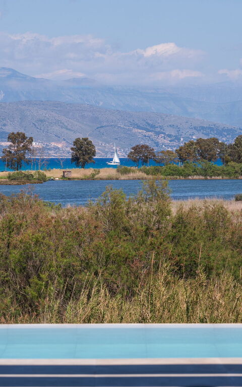 Villa Otter: Outdoor, Pool, Scenic View