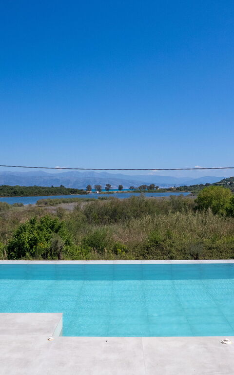 Villa Otter: Outdoor, Pool, Scenic View