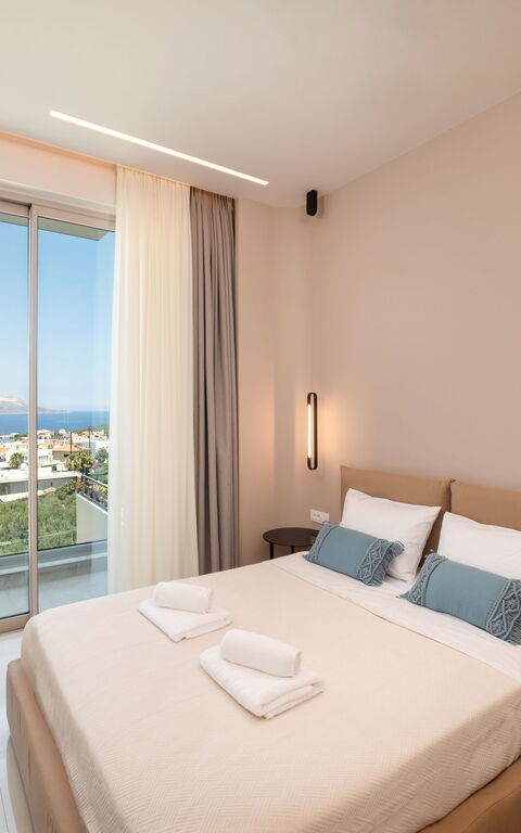 Seaview Lux: Bedroom