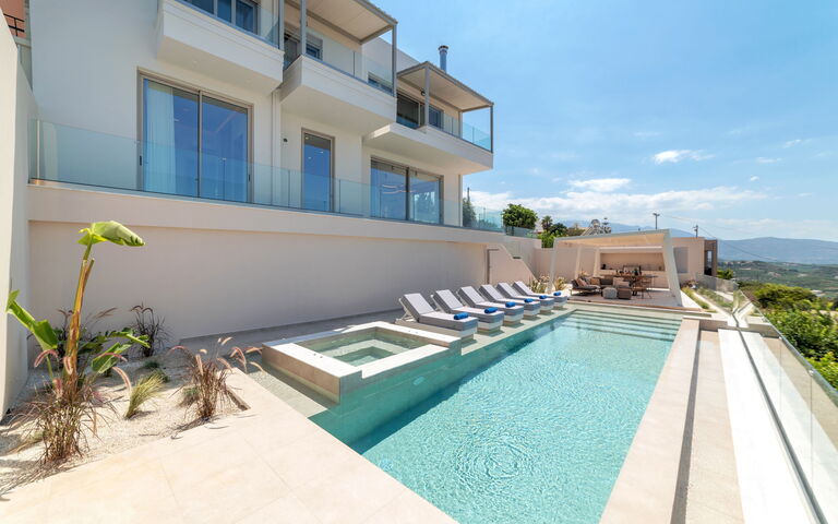 Seaview Lux: Building Exterior, Outdoor, Pool