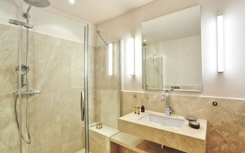Accommodation La Pergola: Bathroom