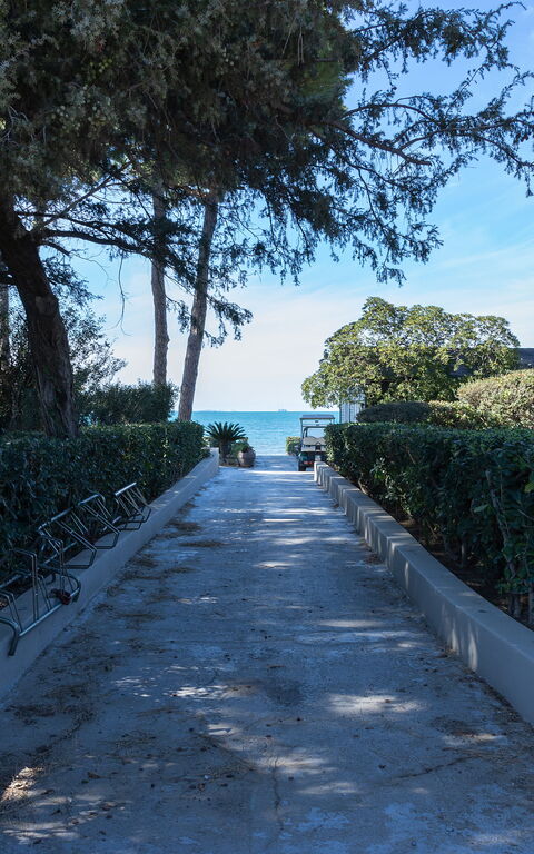 Villa Dolce Vita: Building Exterior, Outdoor