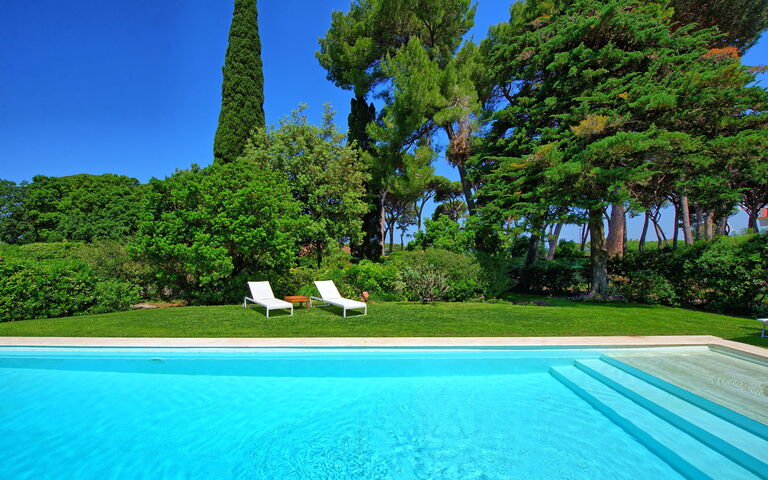 Villa Dolce Vita: Garden, Outdoor, Pool