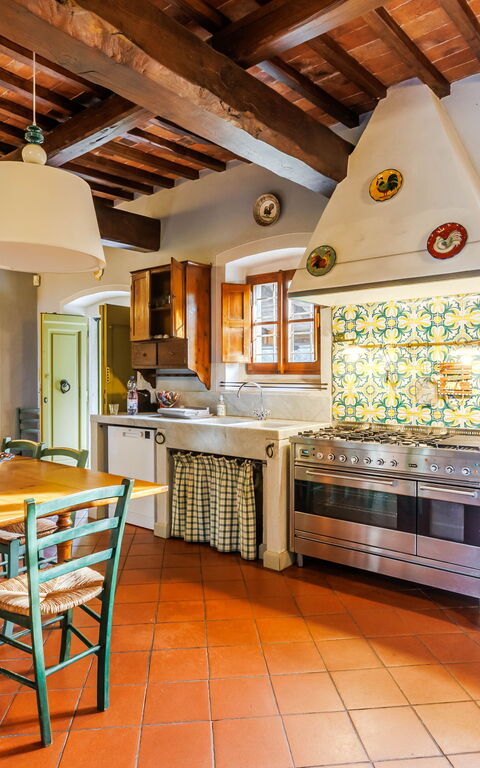 Villa Bellostare: Kitchen