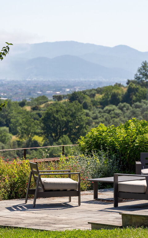 Villa Bellostare: Garden, Outdoor, Scenic View