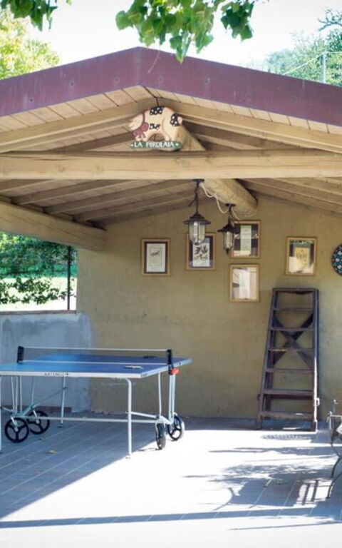 Bello Stare: Building Exterior, Outdoor