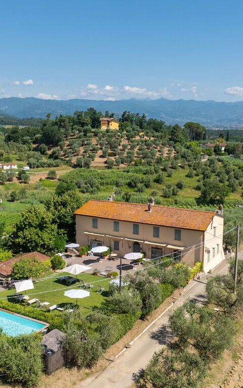 Bello Stare: Outdoor, Scenic View