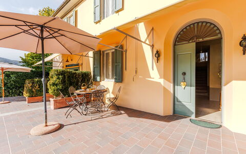 Accommodation Giallone: Balcony / Terrace / Patio