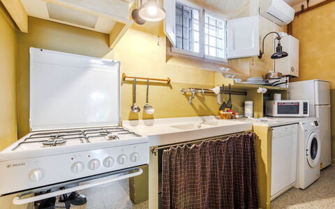 Accommodation Vinaccia: Kitchen