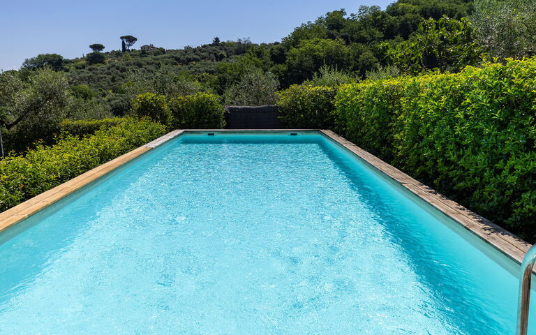 Bello Stare: Outdoor, Pool