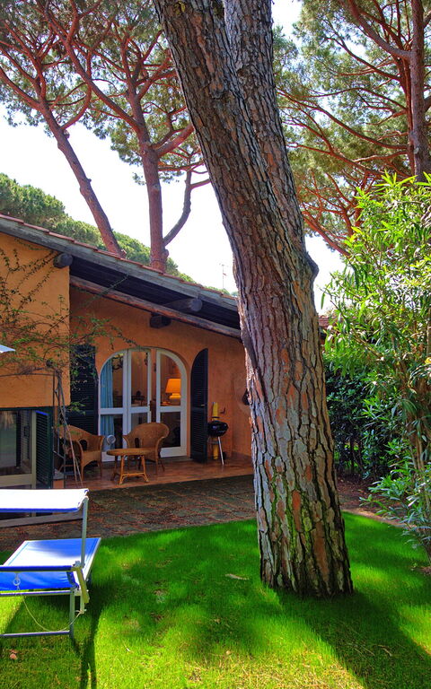 Le Dune: Building Exterior, Outdoor