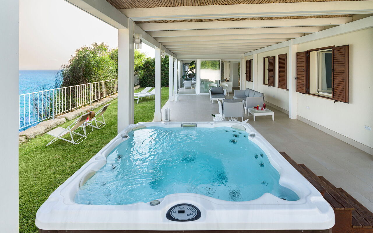 Stella Maris: Building Exterior, Garden, Hot Tub, Outdoor, Scenic View