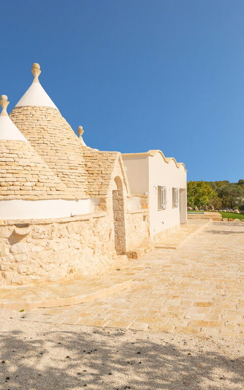 Trullo Adea: Building Exterior, Outdoor