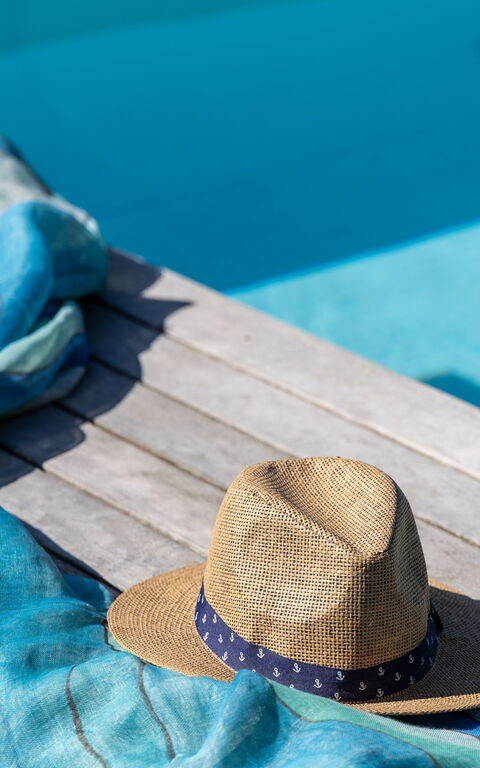 La Nocciola: Outdoor, Pool