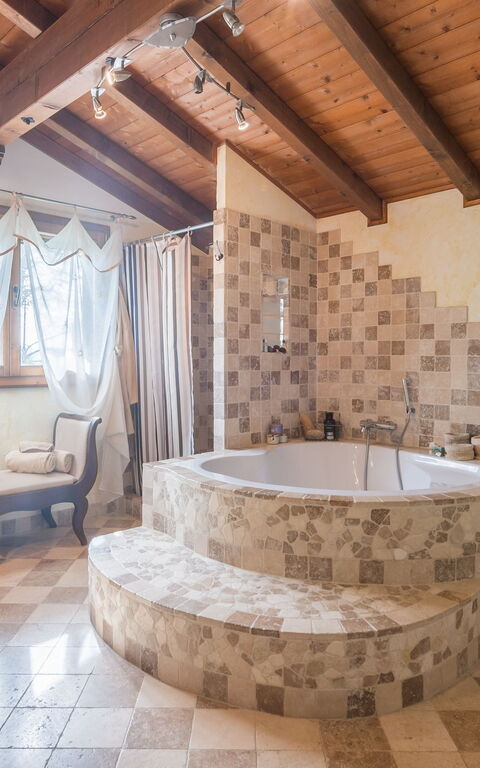 La Nocciola: Bathroom