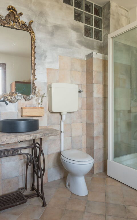 La Nocciola: Bathroom